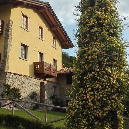 Agriturismo Il Posto Delle Fragole San Giovanni Bianco Exteriör bild